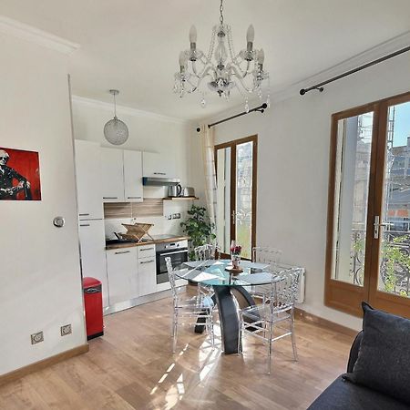Appartement De Charme Avec Balcon Au Pied Des Commerces Béziers Exteriér fotografie